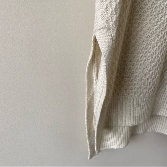 Blogger Fave Cupcakes & Cashmere Fringe Sweater - Picture 7 of 12